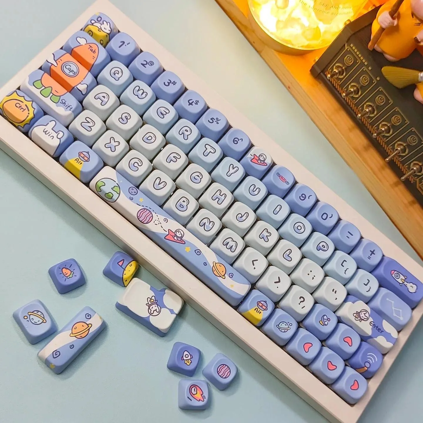 

Cute Starry Sky Rabbit Keycaps MOA Keycap Cute Key Cap Thermal Sublimation Mechanical Keyboard Keyboard Accessorie