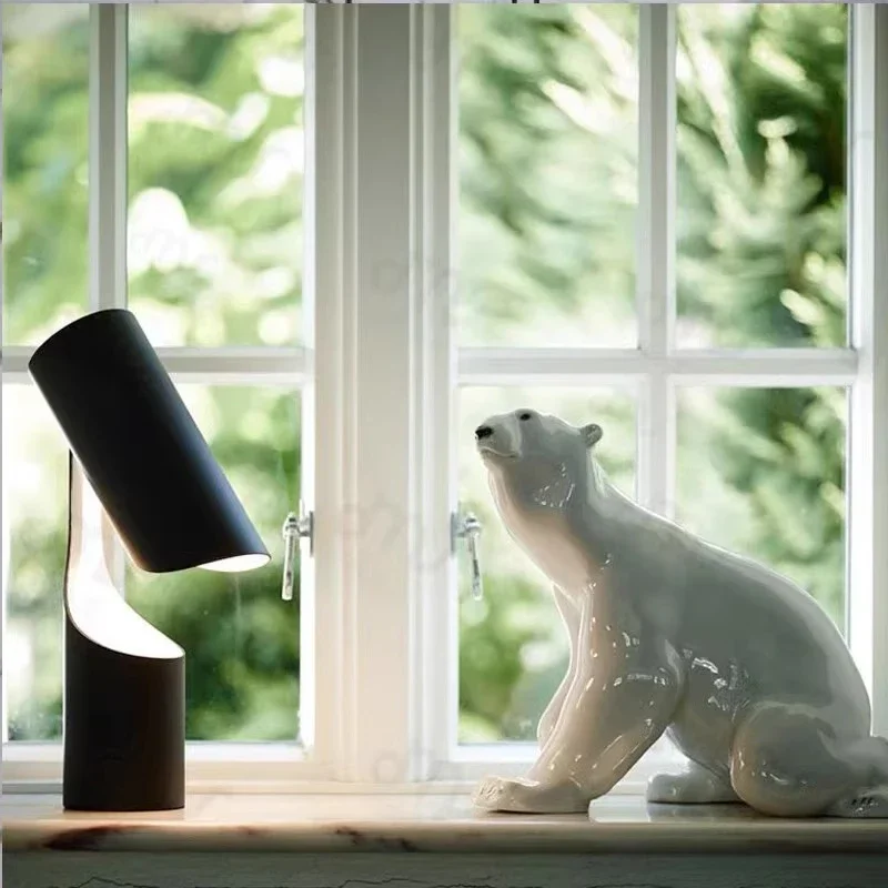 PLLY Modern Black Table Lamp Designer Creative Living Room Bedroom Model Room Minimalist Art Lighting Fixtures