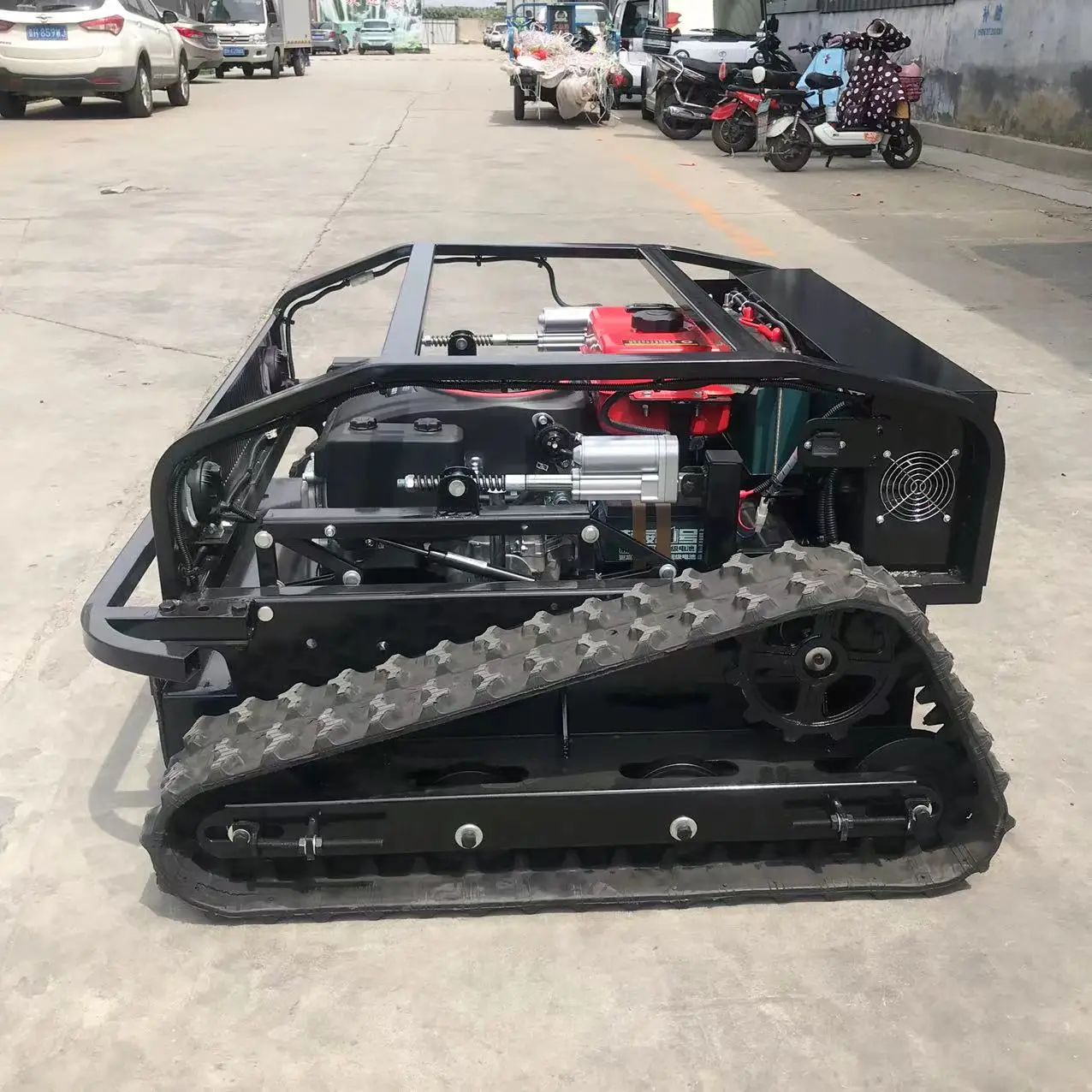 ワイヤレスリモート芝刈り機 |   OEMインテリジェントブラシカッター（カスタムサイズと機能オプション付き）