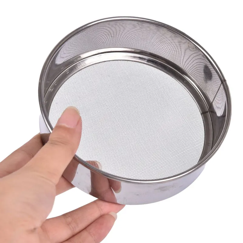 Kitchen Mesh Flour Sifter Round Stainless Steel Flour Sieve Strainer Sifters