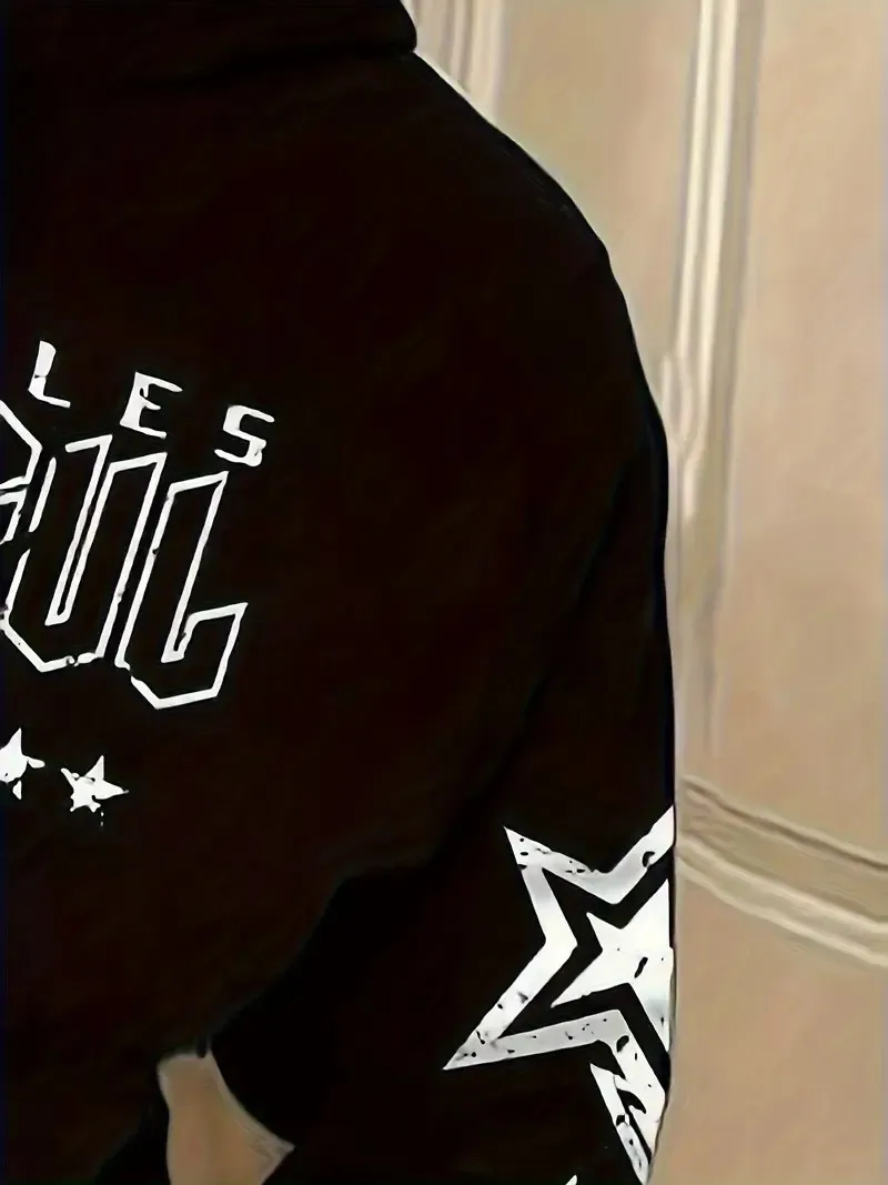 يتميز المجموعة الرجالية الجديدة لربيع وخريف 2025 بطباعة كاجوال عصرية ومريحة بنمط نجوم ثلاثية الأبعاد #4