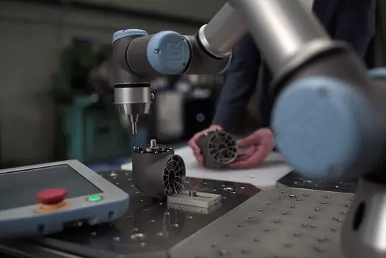 3kg Payload Universal Robot Collaborative Pick and Place Robot UR3e UR Cobot with SFG Robot Gripper