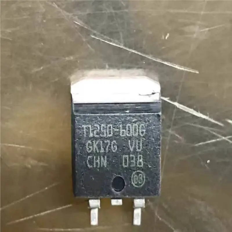 

T1235-800G TO263 12A TRIACS