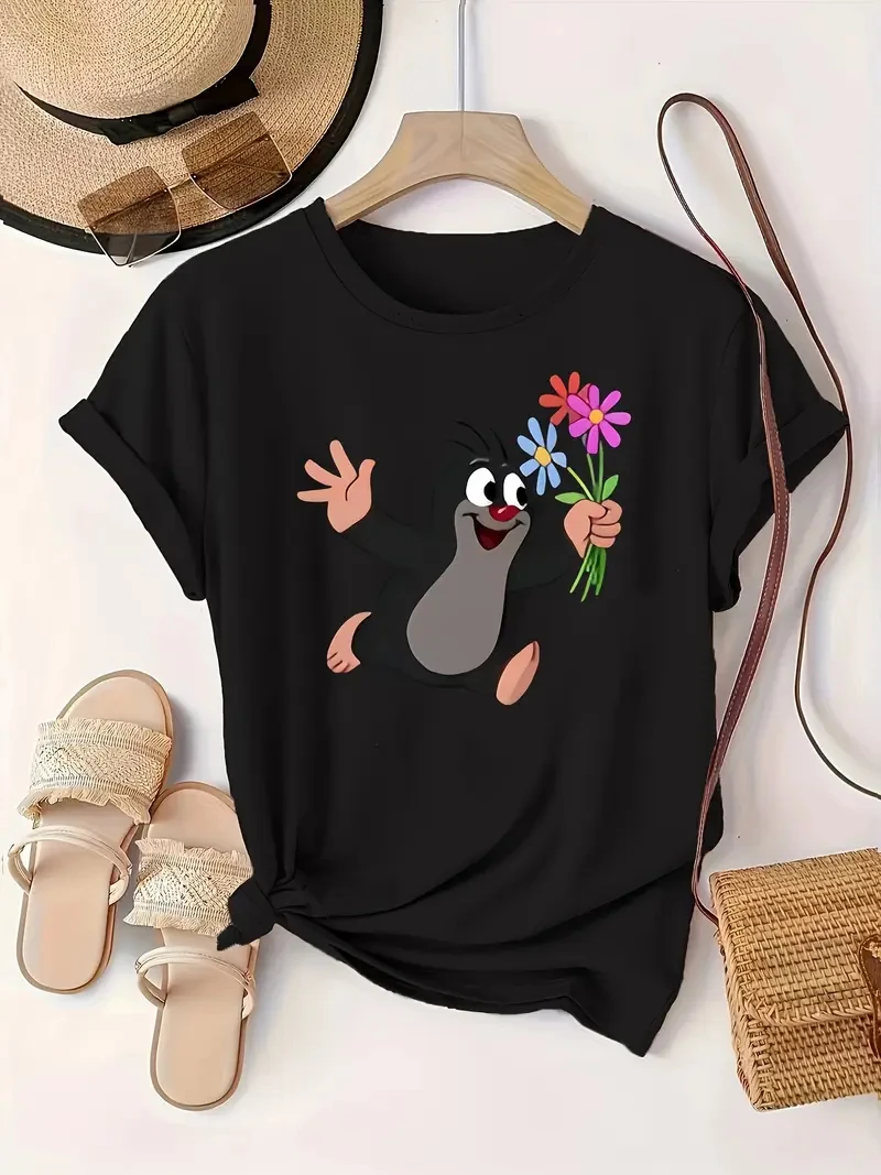 Women'S Plus Size Casual T-Shirt with Groundhog Holding Flowers Print, Crew Neck, Short Sleeve, Casual Summer Wear