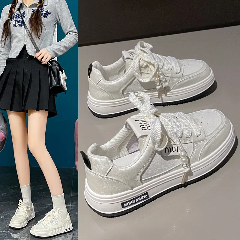 

Thick soled women's shoes, sports board shoes, new casual and versatile white shoes