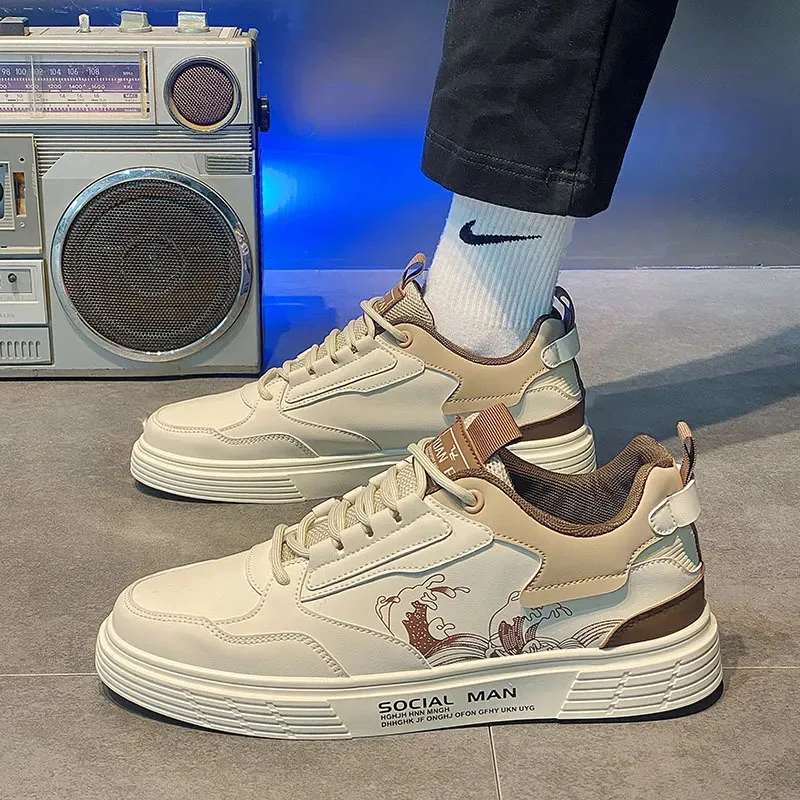 Zapatos planos deportivos para hombre, calzado de ocio a la moda, color blanco, para estudiantes de secundaria, novedad de verano, 2023