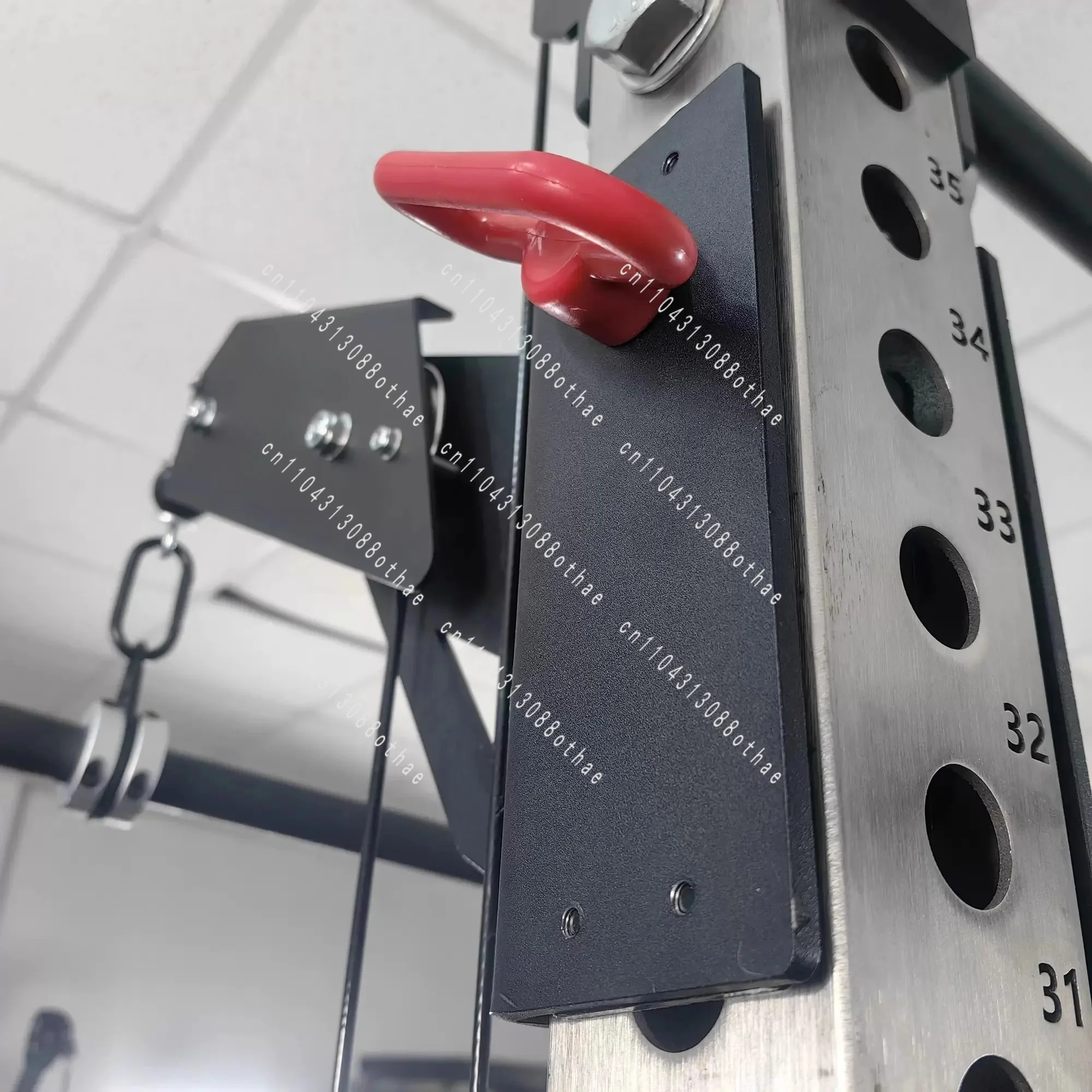 نظام بكرة تثبيت على الحائط لمع - مراجعة Lat Pulldown Cable وسعره