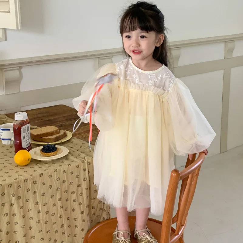 Childrens Girls Princess Dress Korean Autumn Mesh Lace Bubble Sleeve Baby Girls Dress Gauze Ruched Toddler Girls Dress