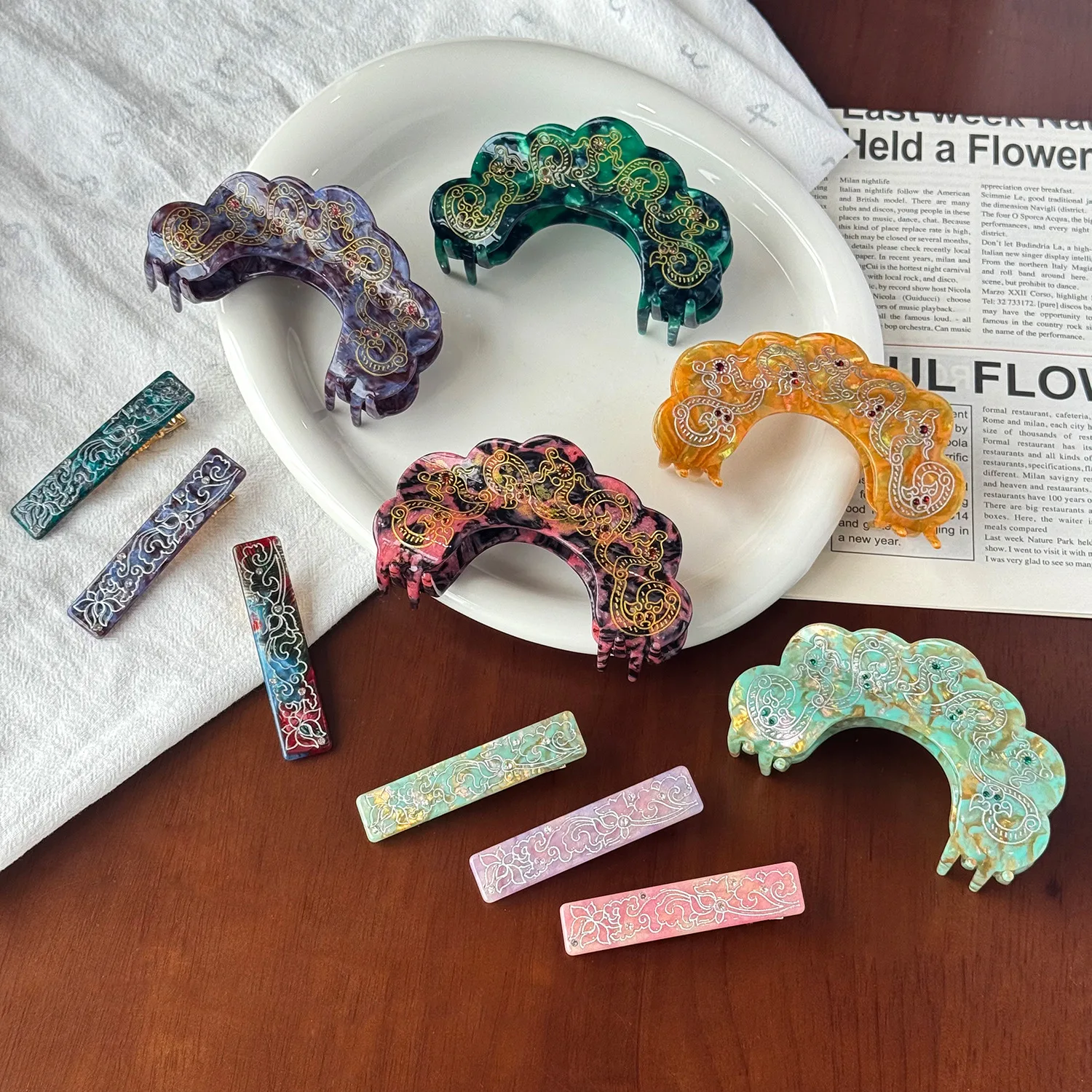 

New Design Sense Cultural Creative Hair Clip Retro Advanced-Sense Carved Golded Thead Acetate Shark Clip Hair Claw Side Clip
