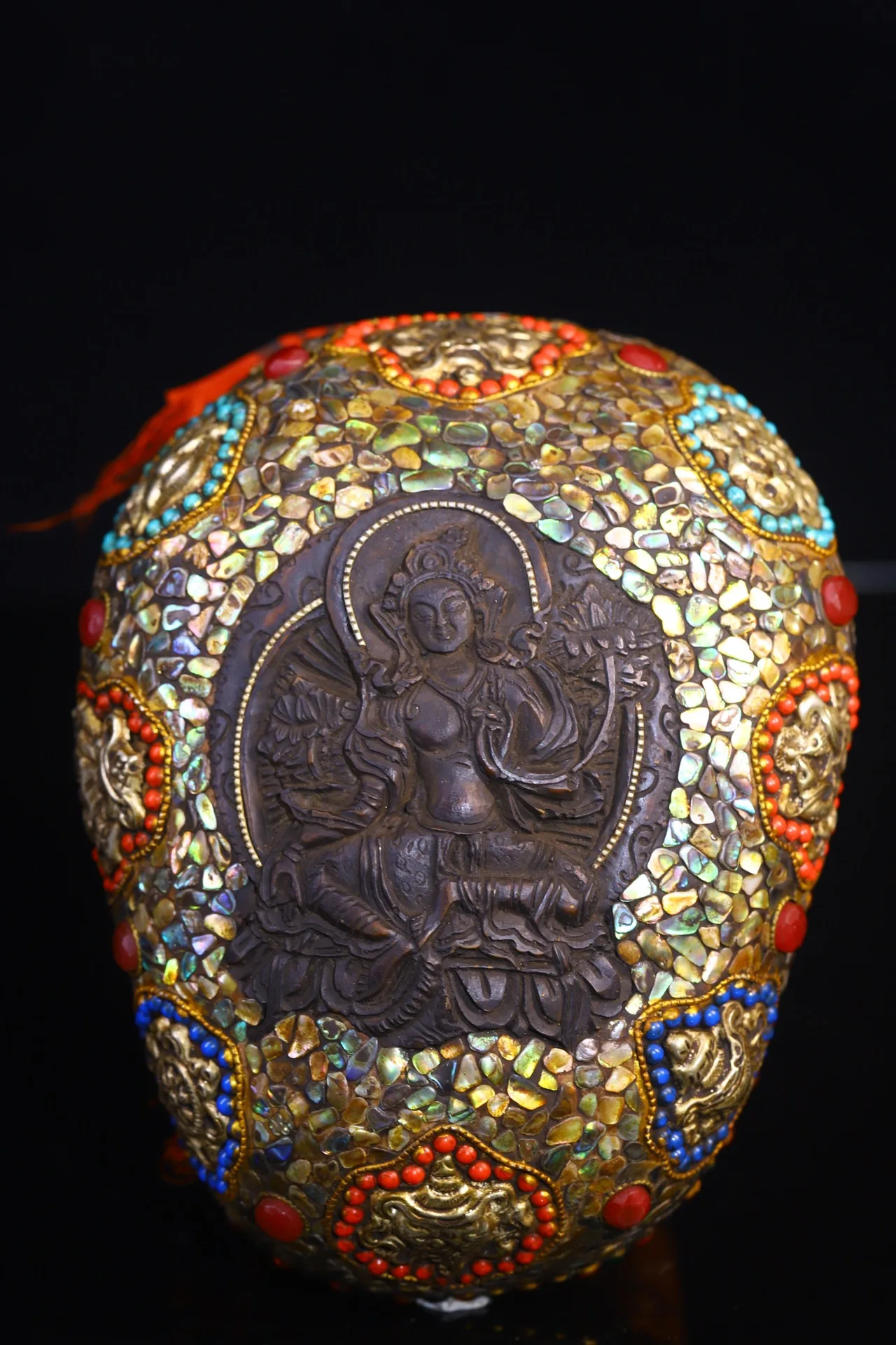 

7"Xizang Folk Collection Old Gabala Bowl Mosaic Gem gZi Beads Shell Green Tara Buddha Kapala Bowl Skull Cup Worship Hall