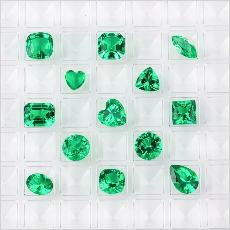 حجر الزمرد الكولومبي المزروع في المختبر، جودة عالية، تخفيضات متعددة متوفرة لقطع اليد الحرارية المائية، شهادة AGL قابلة للاختيار