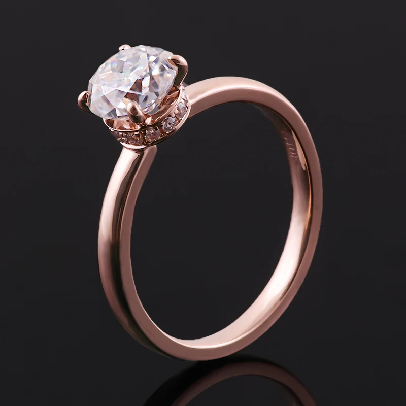 แหวนเงินแท้ 925 ทรงโซลิแทร์ ประดับมอสซาไนต์ทรงกลมขนาด 6.5 มม. พร้อมใบรับรอง GRA แหวนงานแฮนด์เมดสุดประณีต ของขวัญสำหรับผู้หญิง