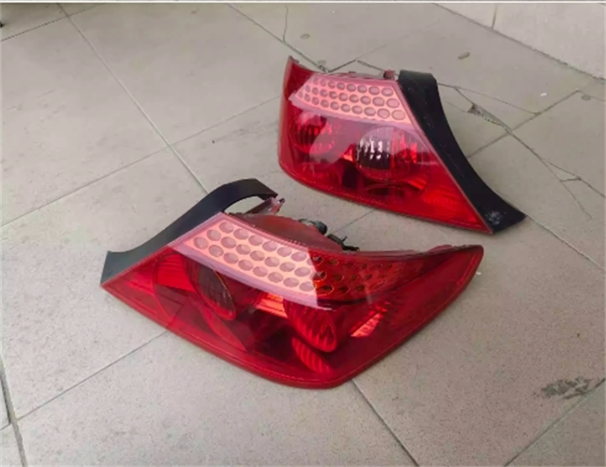 Front Headlight tail light assembly for Peugeot 407 Couper Daytime Running DRL Turn signal