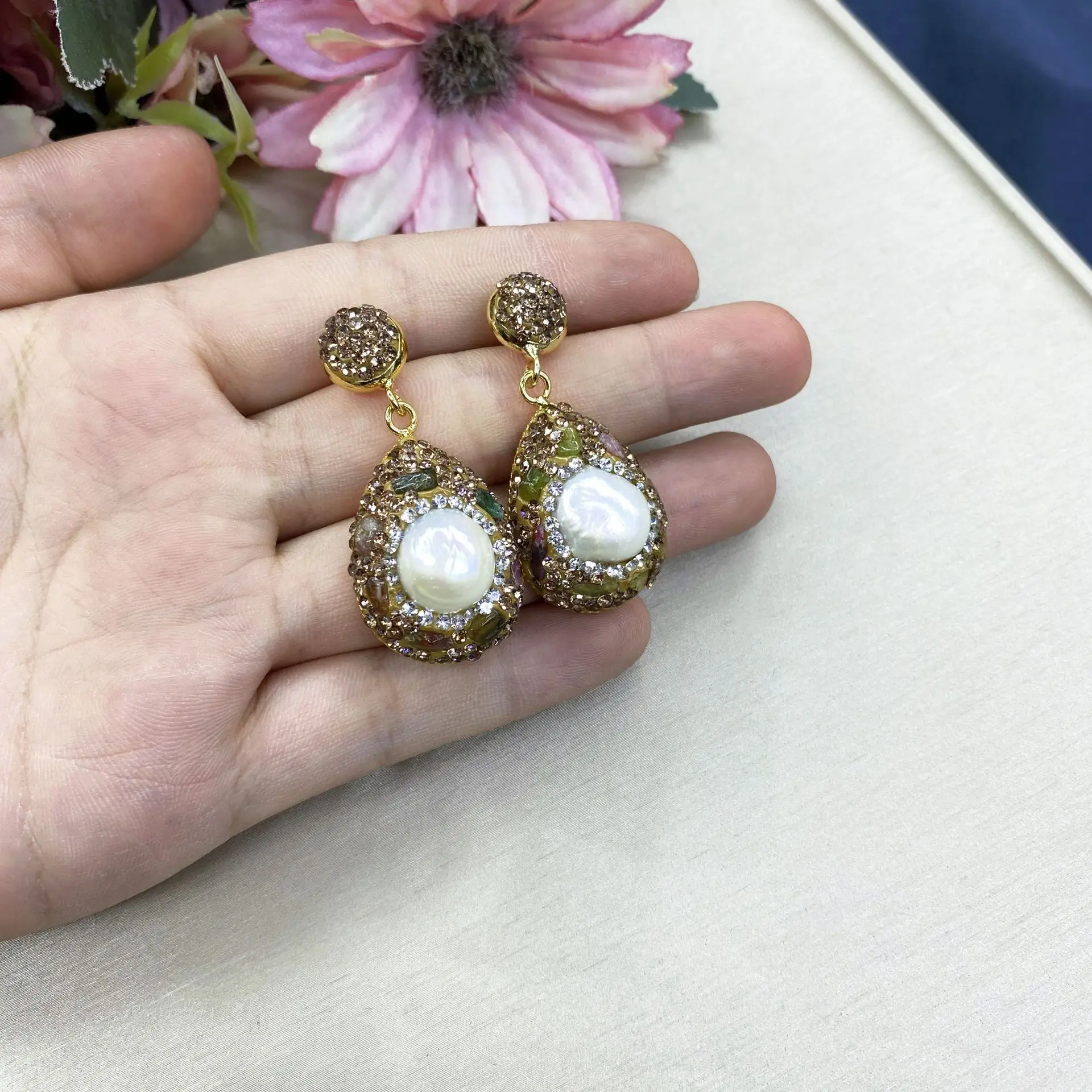 

Natural Baroque Pearl Earrings with Tourmaline Earrings Fashion Handmade Sticky Earrings Design Popular Jewelry