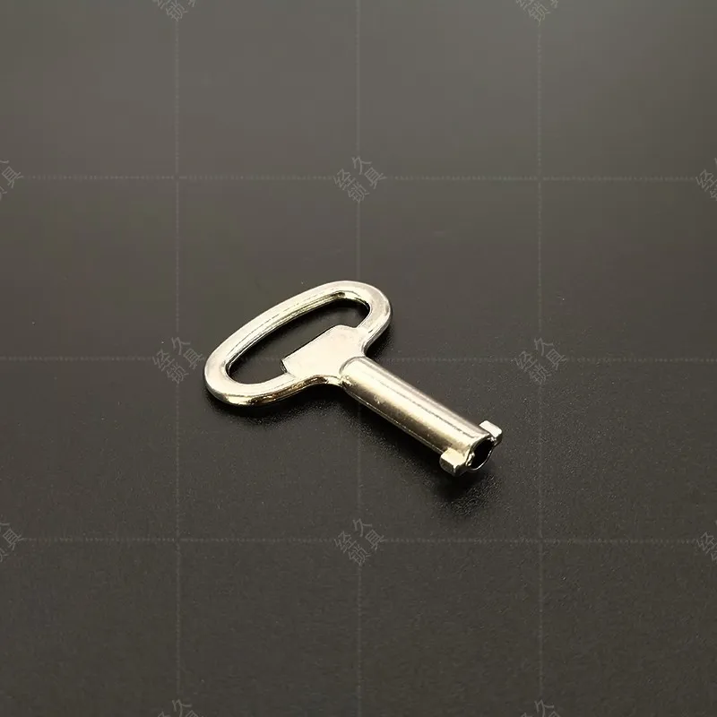 1 قطعة كلمة قفل أسطواني MS705 ، مثلث ، مفتاح بأربعة زوايا ، مادة سبائك الزنك ، مفتاح قفل خزانة عالمي