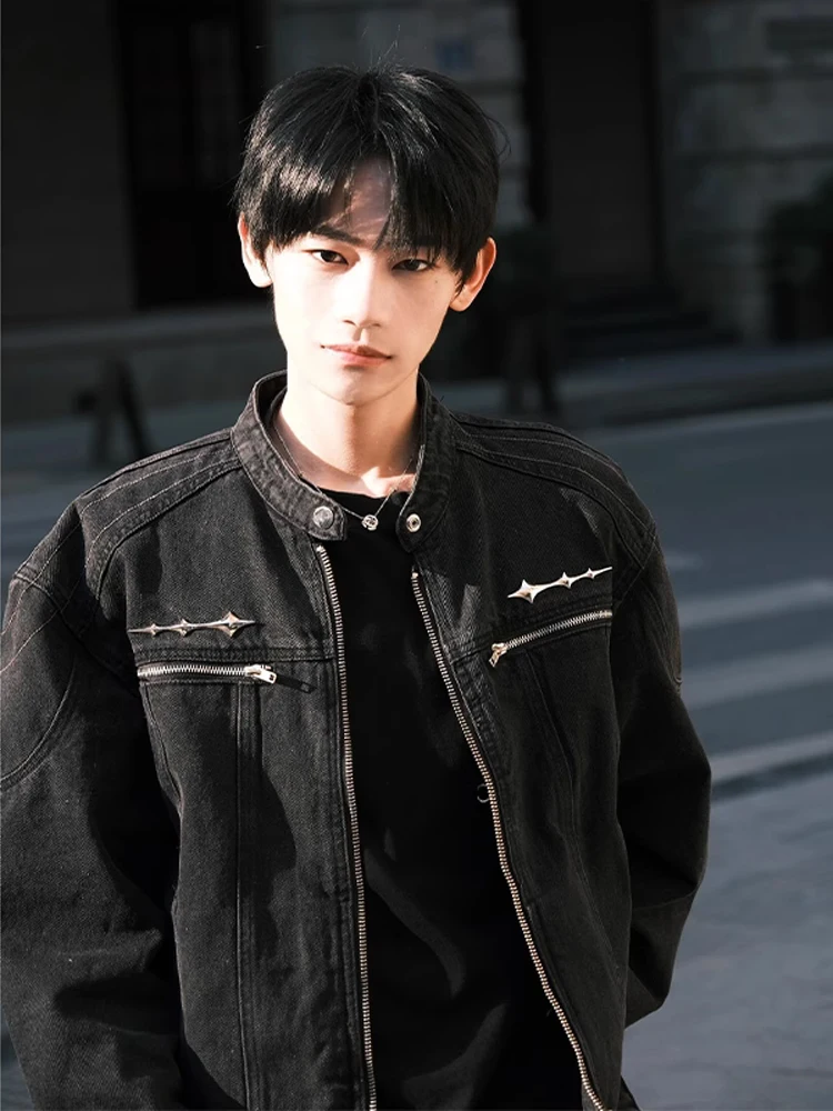 

Мужская укороченная джинсовая куртка черного цвета с воротником-стойкой, в винтажном стиле, с декоративной молнией, стандартного кроя, повседневная верхняя одежда для осеннего сезона