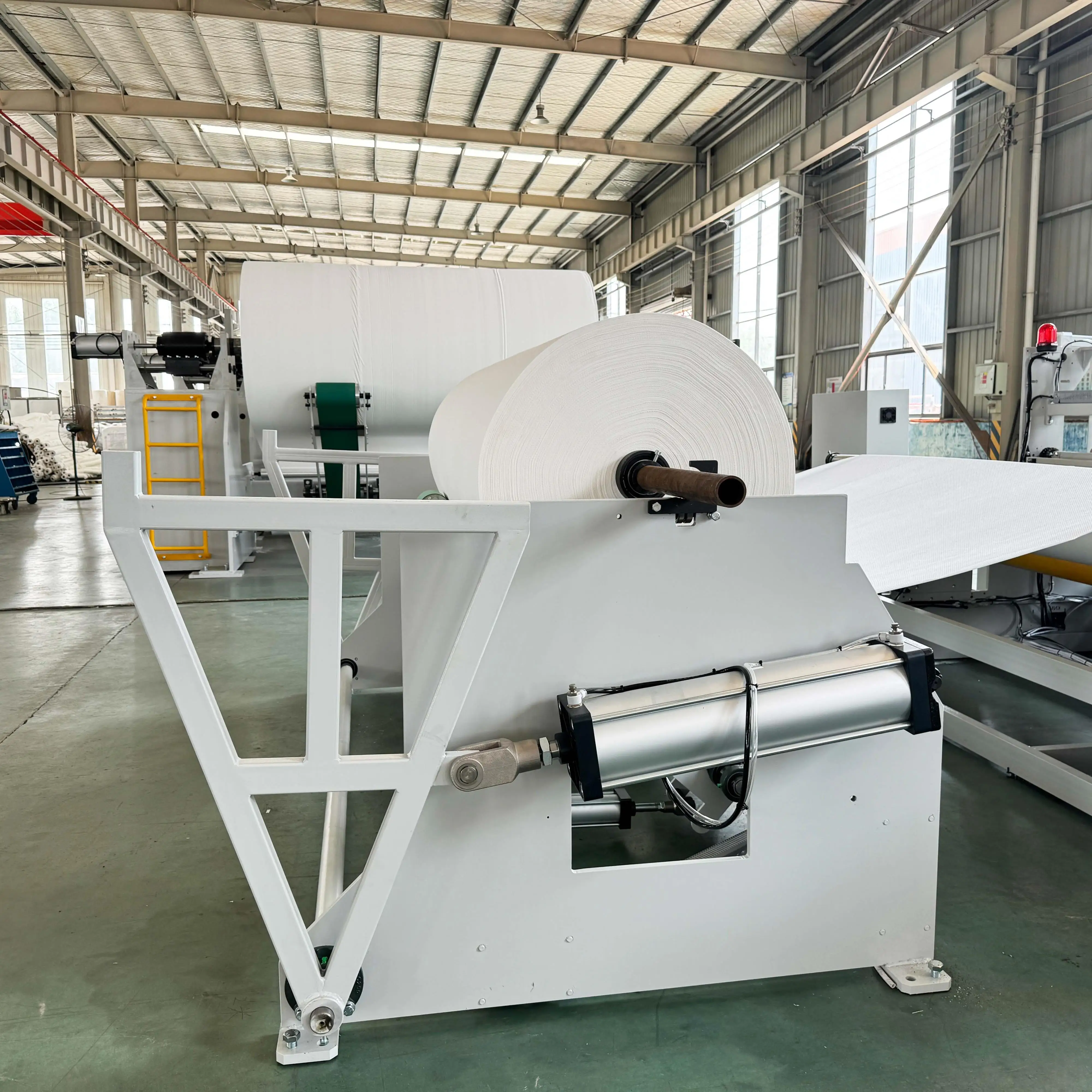 Toilet Paper Making Machine Fully Automatic Embossing Tissue Production Line Factory Wholesale For Global Hygiene Manufacturers