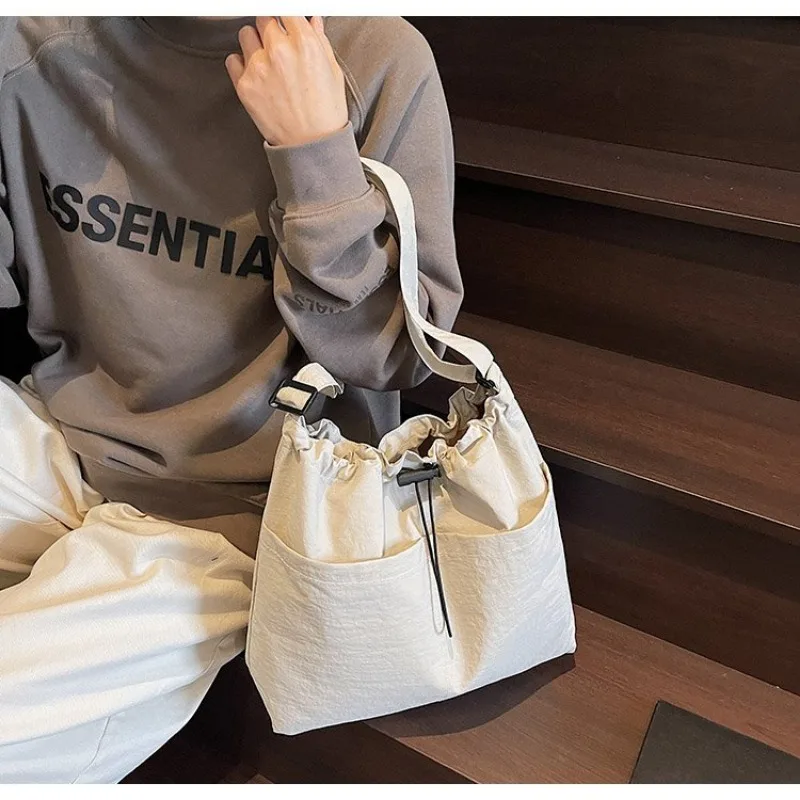 

Sophisticated Underarm Daily Use Hot Sale Versatile Exquisite Pillow Bag Bag Perfect For A Coffee Meeting