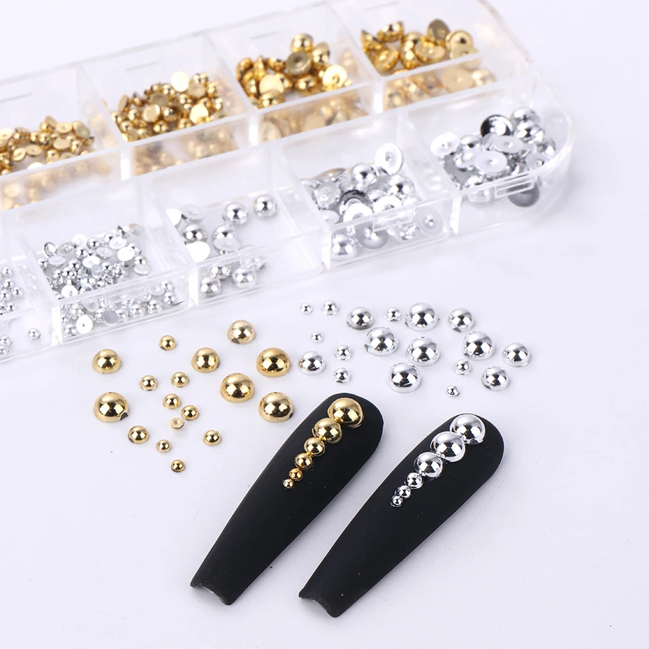 อุปกรณ์ตกแต่งเล็บมุกทรงแบนครึ่งวงกลมสีทองเงินแบบผสม 12 ช่อง สำหรับตกแต่งเล็บ 3 มิติ