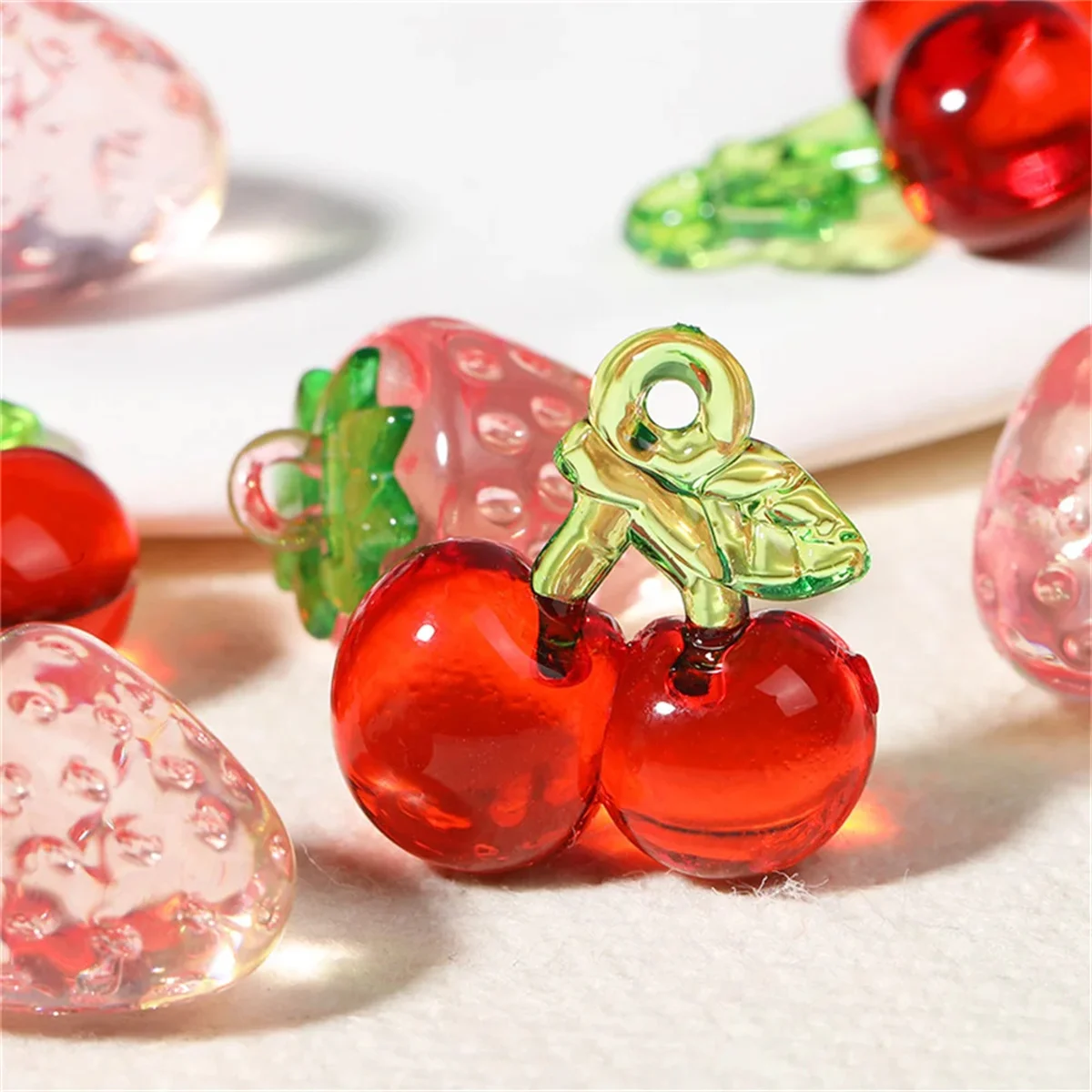 5Pcs Acrylic Strawberry Beads Beautiful Multicolor Beads Handmade Diy Necklace Bracelet Jewelry Handmade Beads Accessories