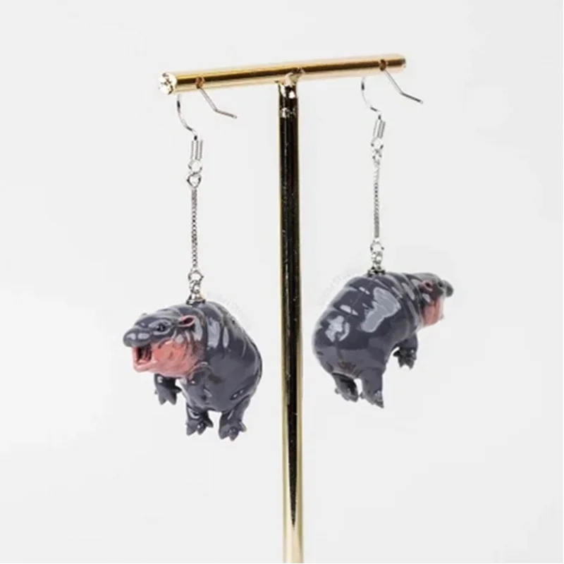 Hot Selling Personality Christmas Dwarf Hippopotamus Women'S Earrings Earrings Cute Jewelry Wholesale