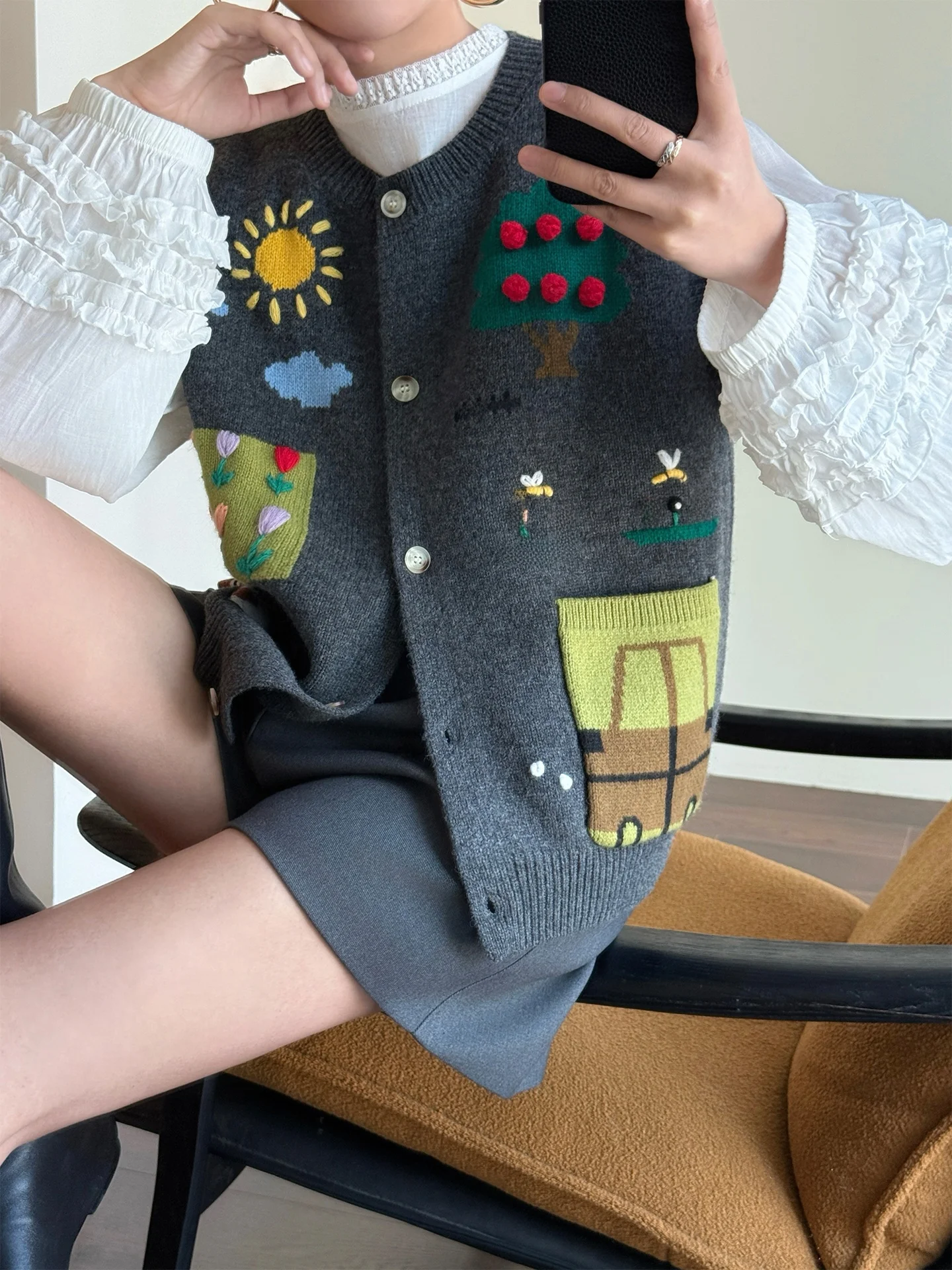 

Handmade Embroidered Hook Flower Svel Vest Knitted Sweater Women's Outerwear Woolen Plant Floral Pattern round Ne But...