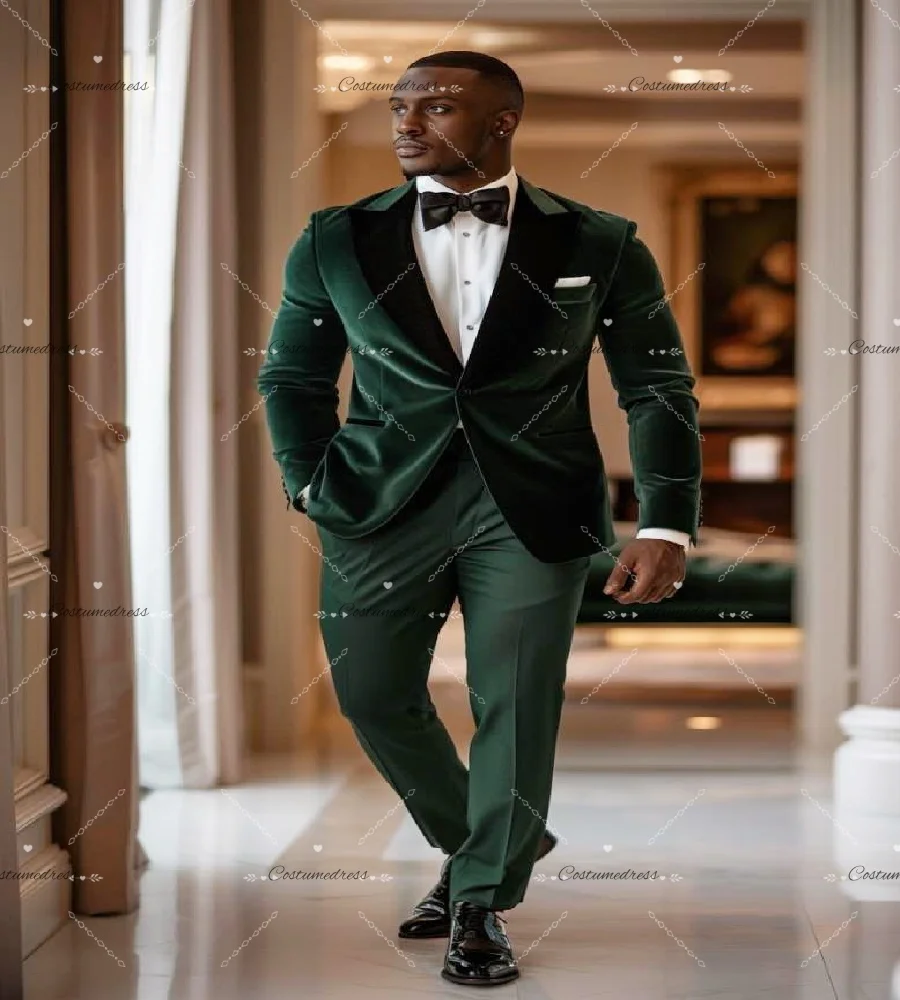 

Emerald Green Slim Wedding Tuxedo Two Piece Velvet Blazer Groom Suit 2026 African Outdoor Rustic Prom Suit For Men Slim Formal