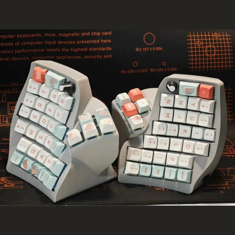Clavert Vertical Split Keyboard Customized Wired Single-mode PETG Shell Hot Swap Support  VIAL with Knob Gaming Office Keyboard