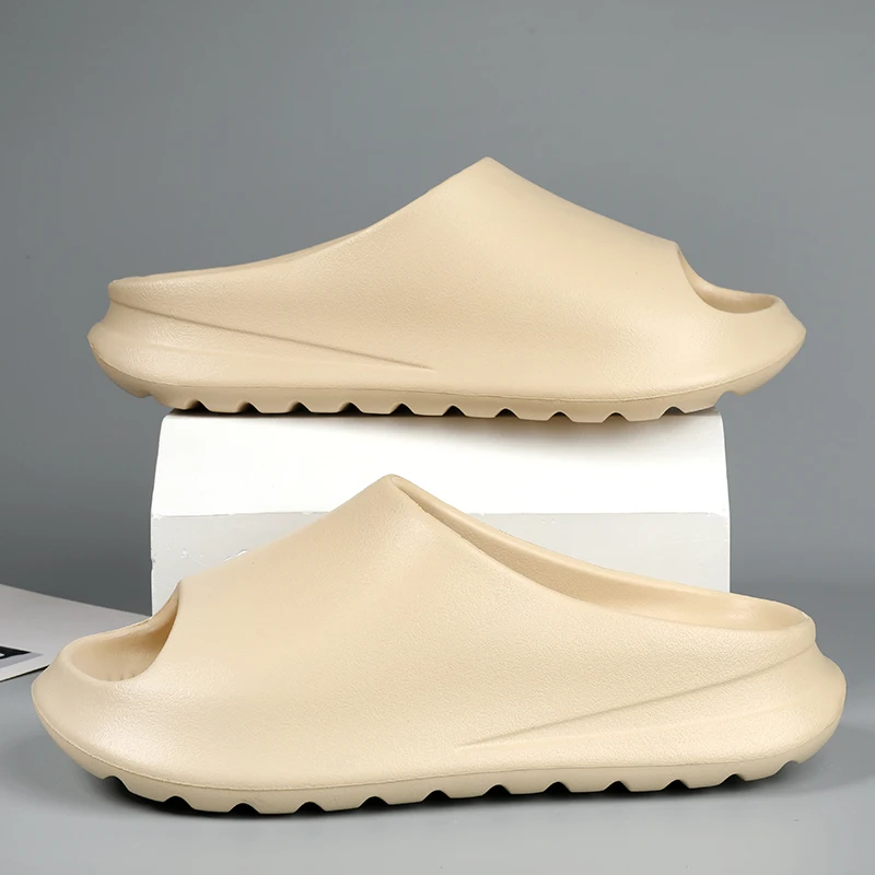 Zapatillas de casa EVA para hombre, zapatos sin cordones con parte inferior gruesa, novedad de verano, Boca de pescado con forma de diente de sierra, ocio cómodo