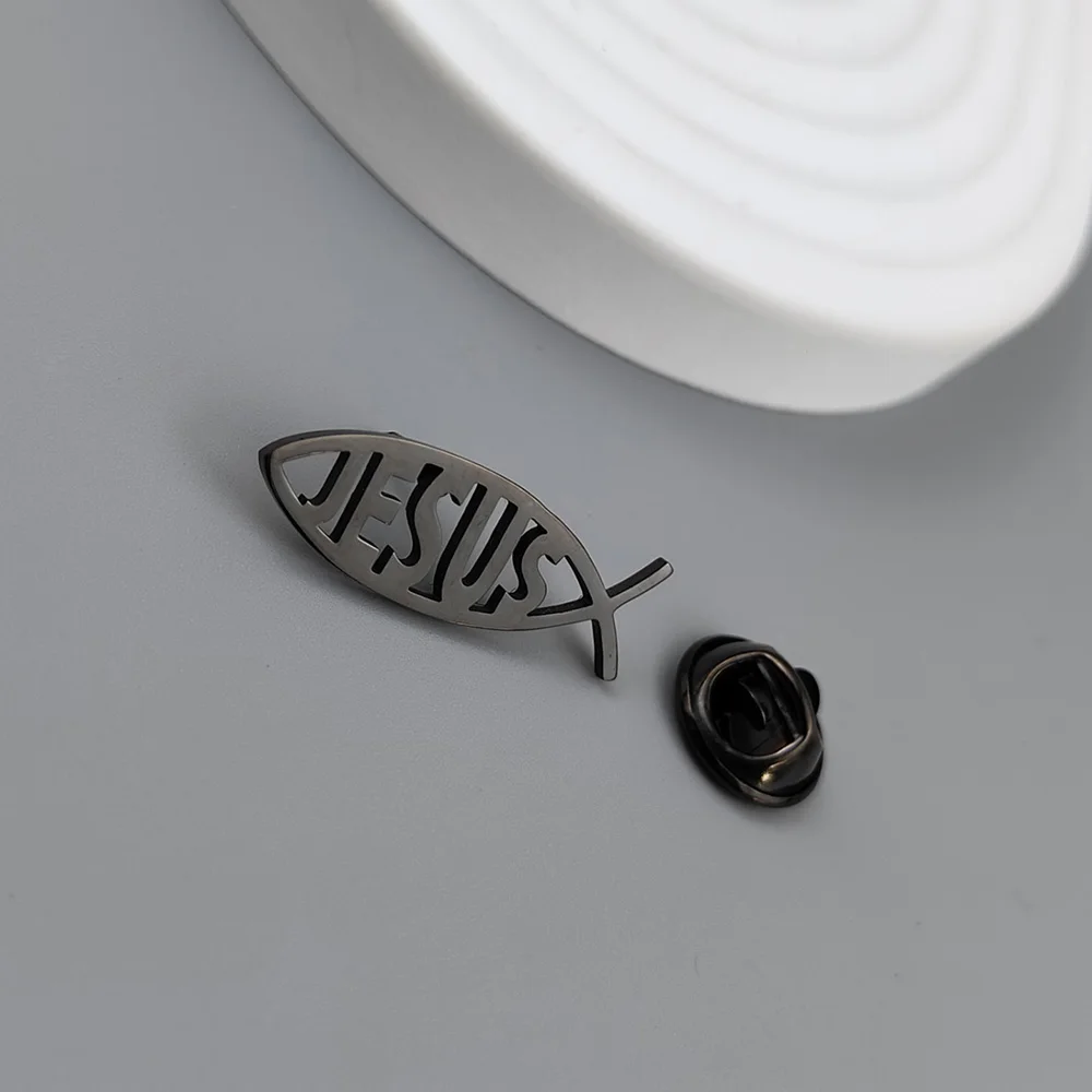 Trendy religious elements brooch Jesus fish shape JESUS ​​letter lapel pin, clothing bag decoration, popular religious jewelry view 5