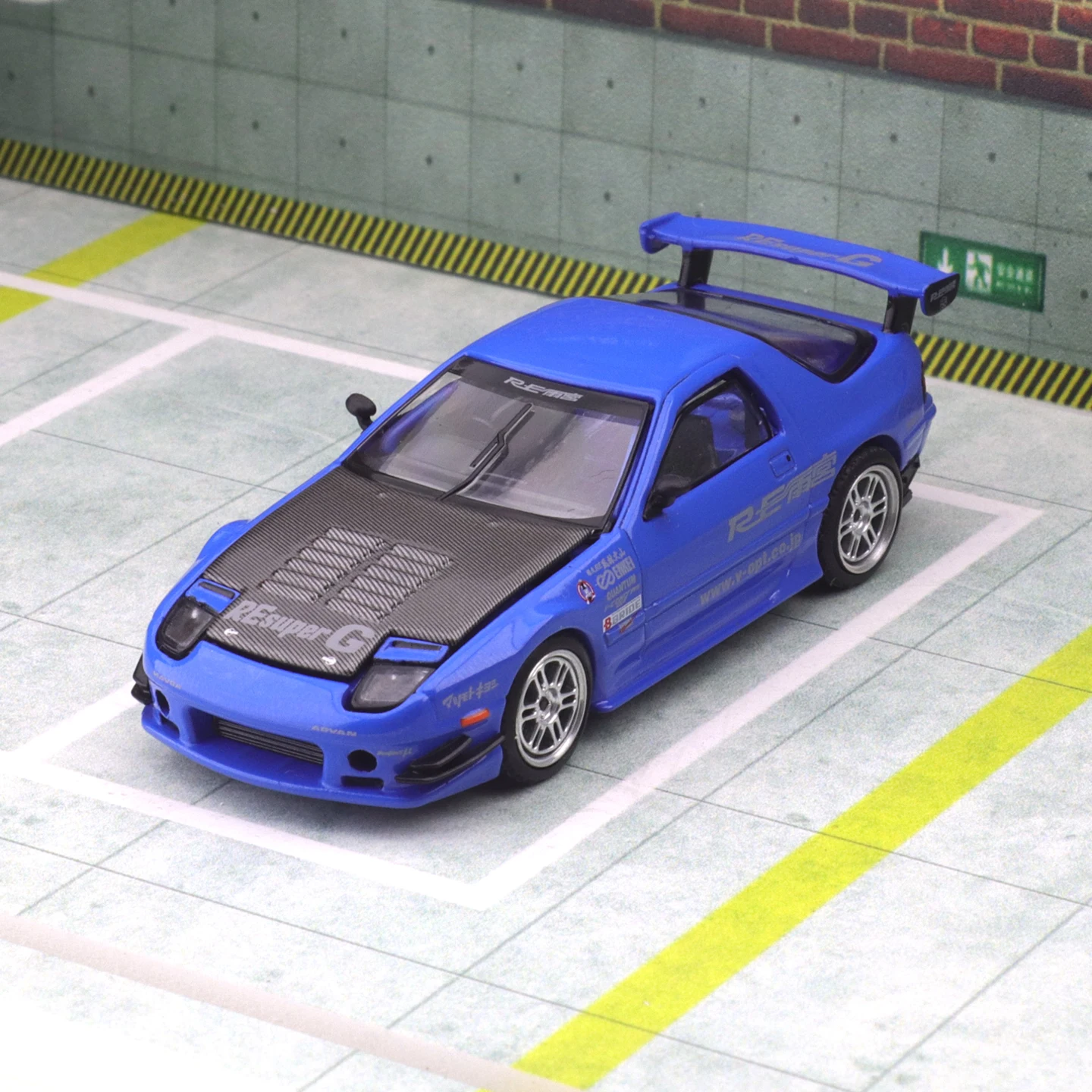 

Xcartoys 1/64 S44-01 Mazda RX7 FC3S Дождевой дворец моделирование сплава модель автомобиля коллекция орнамент