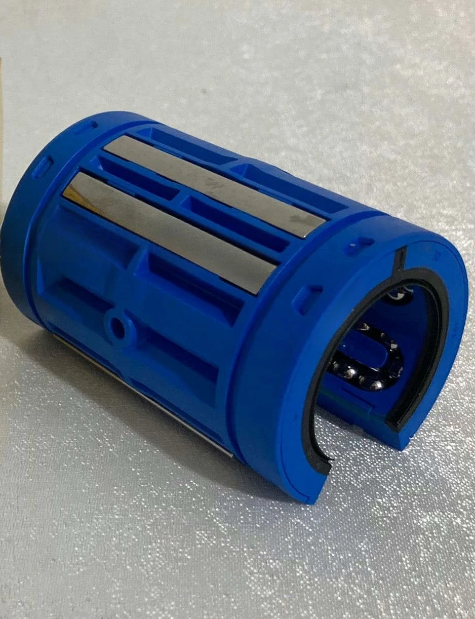 

LBCT30 D-2LS LB30 linear bearing 30X47X68