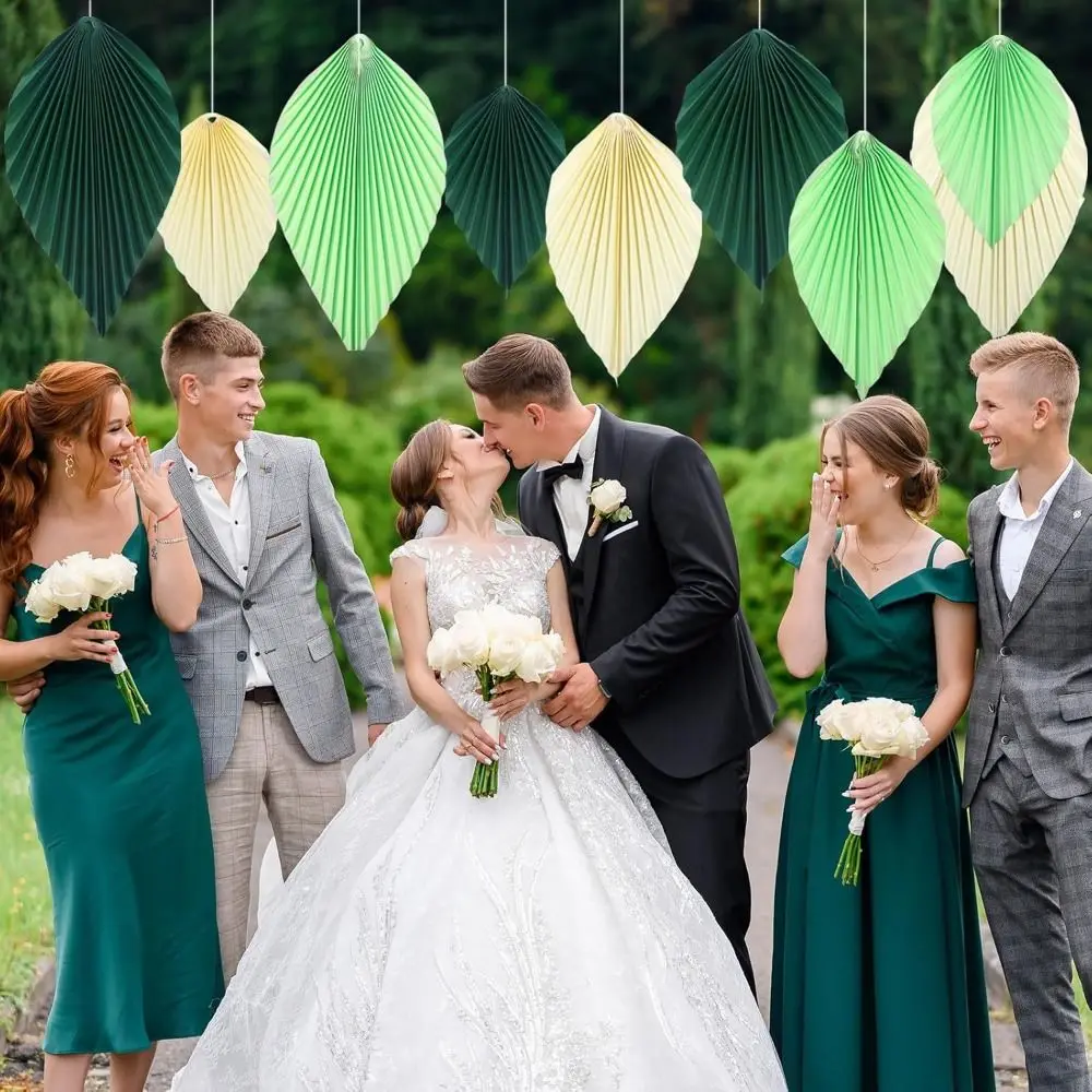 

Green Leaf Fan Background Decoration Hanging DIY Paper Leaves Decoration Handmade Festival Birthday Hanging Decor