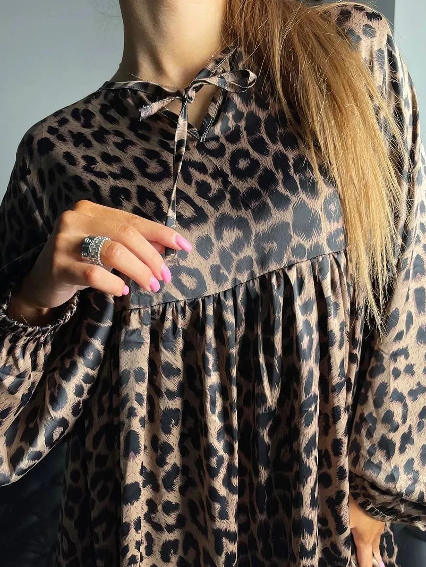 Marthaqiqi Leopard Print Female Sleepwear Long Sleeve Nightgowns O-Neck Nightwear Loose Floor-Length Dress Fashion Women Pajamas