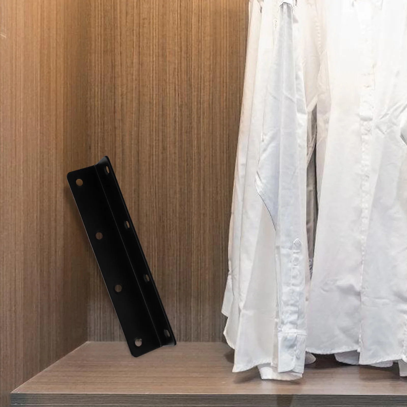 

4Pcs L Brackets Small Durable Stainless Steel Furniture Bracket for Shelves Display Windows Easy to Install Practical