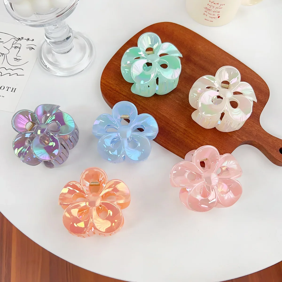 Acrylic Hollow Flower Hair Claw Women Girls Holiday Style Hair Clip Clamp Trendy Girls Hairpin Korean Hair Accessories Headwear