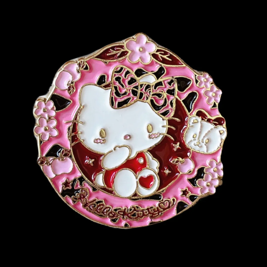 Broche de Sanrio de dibujos animados para hombres y mujeres, Hello Kitty, lindo Kuromi, Jade Gui, perro, Pacha, perro, emblema de aleación, ropa, colgante de mochila