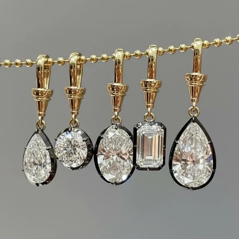 Damen-Halskette mit geometrischem weißem Zirkon-Anhänger, Perlenkette, goldfarben plattierter Edelstahl, einfacher Alltagsschmuck, Geschenk – Detail 1