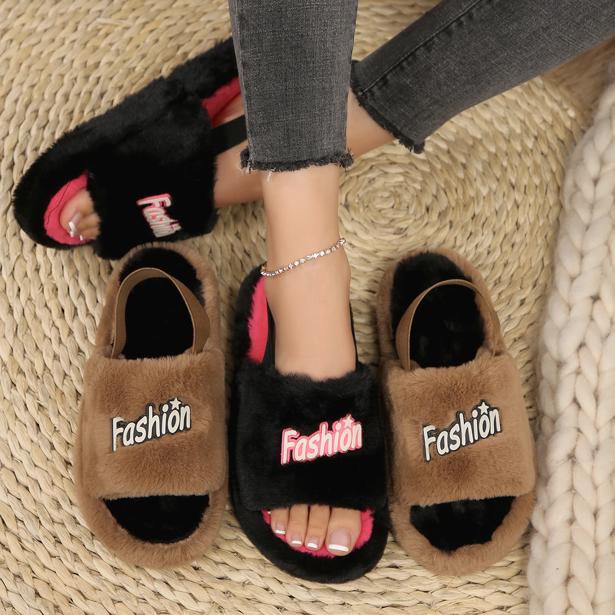 

Women's Slippers Wearing Multifunctional Warm Winter Slippers Fashion Women's Plush Thick-soled Flat Sandals Cotton Flip Flops