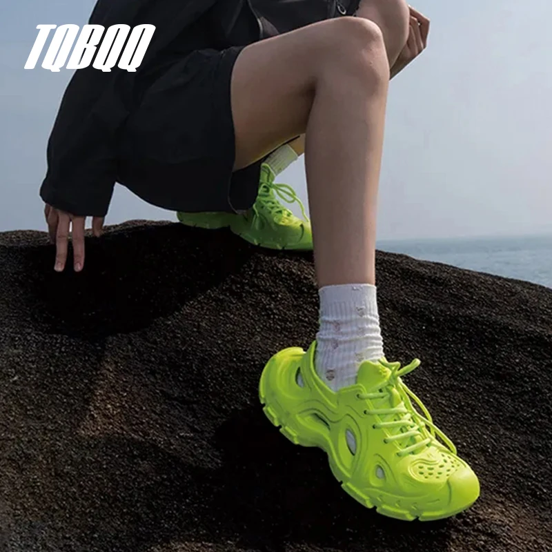 Outdoor Casual Sandals Men's and Women's Comfortable Thick Sole Couple Beach Breathable Hooded Summer Sandals image 2