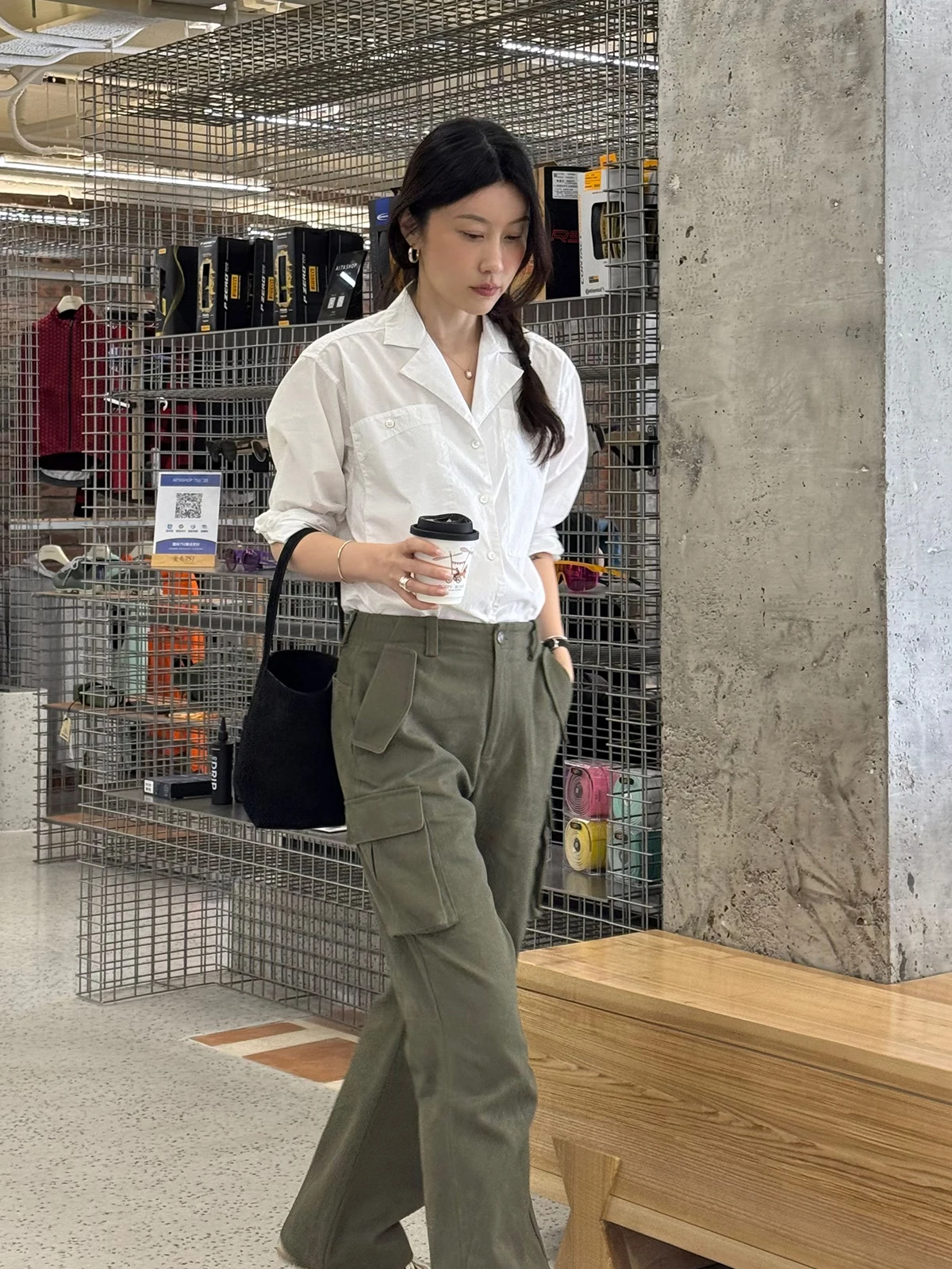 

Женские повседневные брюки Crouchy een Distred: свободный крой, прямые, из хлопка, весна 2025