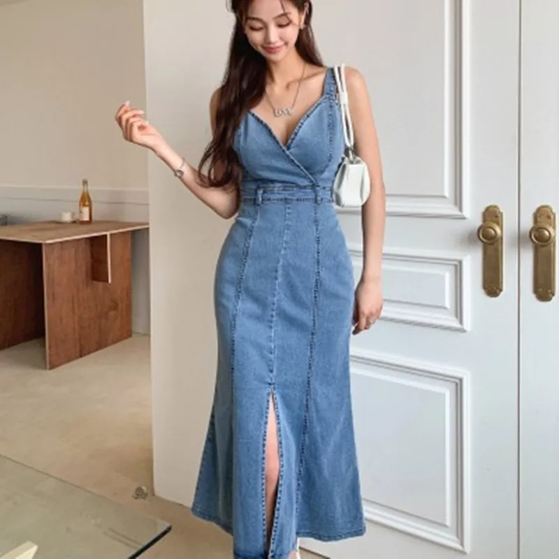 Summer Vintage Temperament Suspender Denim Fishtail Dress Women\'s Sexy V-Neck Sleeveless Bag Hip Slit Elegant Party Dress