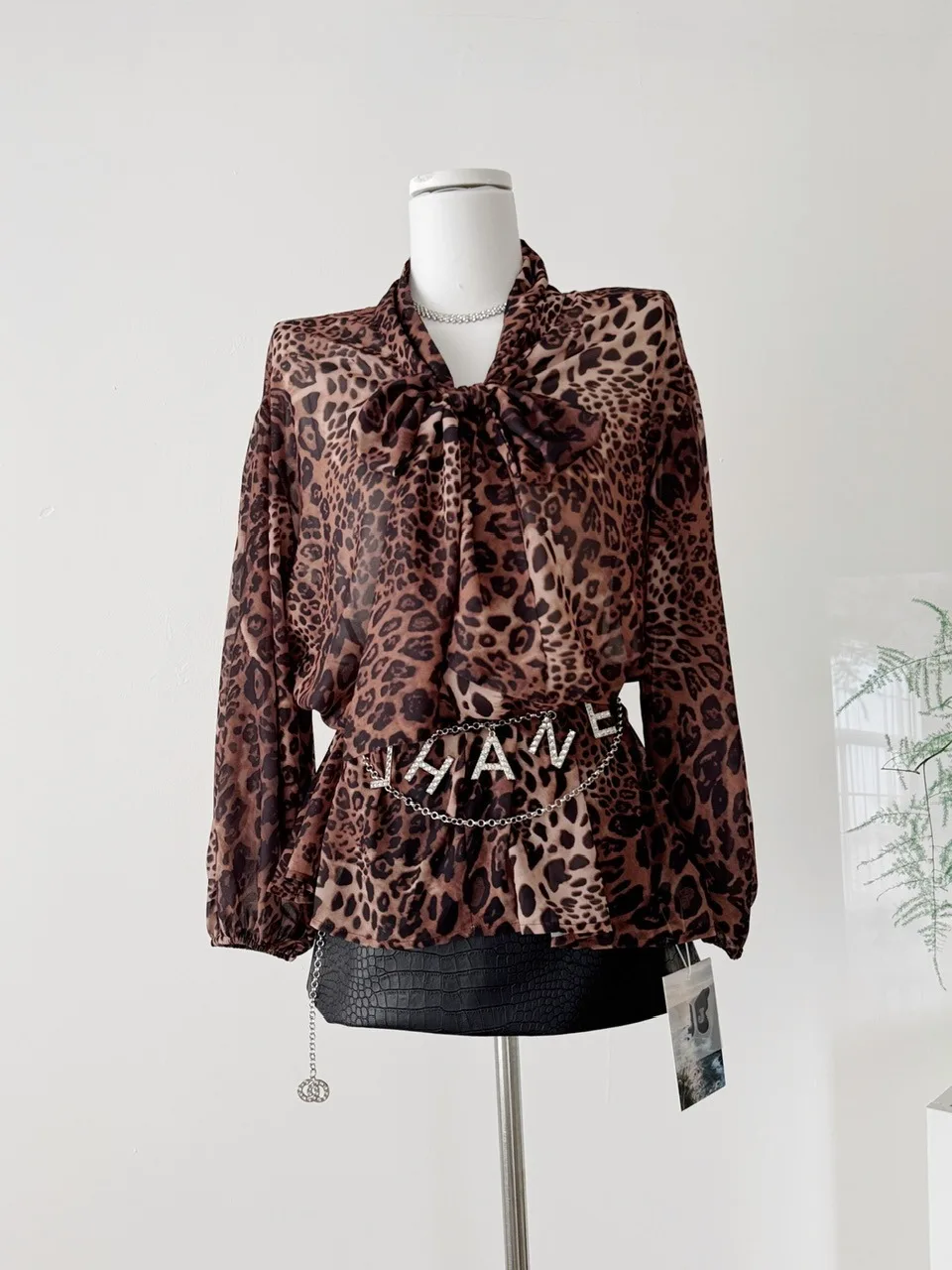 

Женский длинный све с узлом на талии и леопардовым принтом, смесь хлопка и полиэстера, устойчивый к деформации на осень