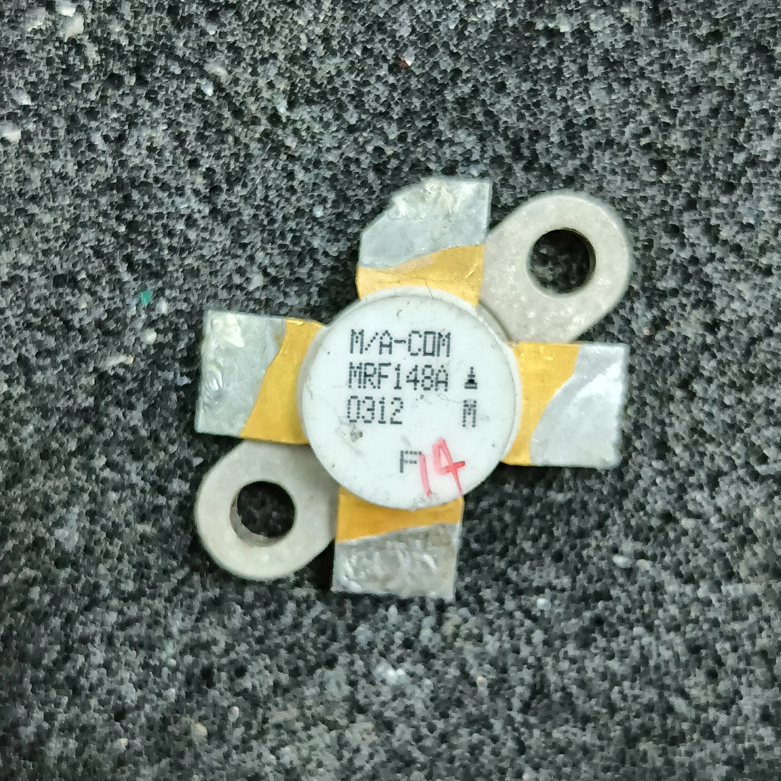 

MRF148A цена за 1 единицу без налога основной высокий конденсатор Q RF усилитель мощности микроволновый модуль связи