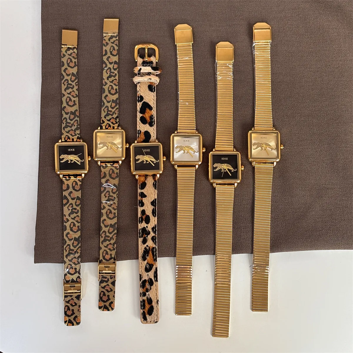 2026 New Leopard Print Chain Watch High-End Temperament Simple Luxury Ladies Commuter Quartz Watch Gift To Friends