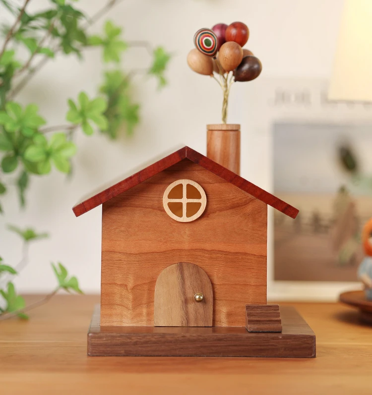 

【 Flying House Piggy Bank 】 Cure Cabin Piggy Bank Solid Wood Home Decoration Girl Gift Money Box Cash Box