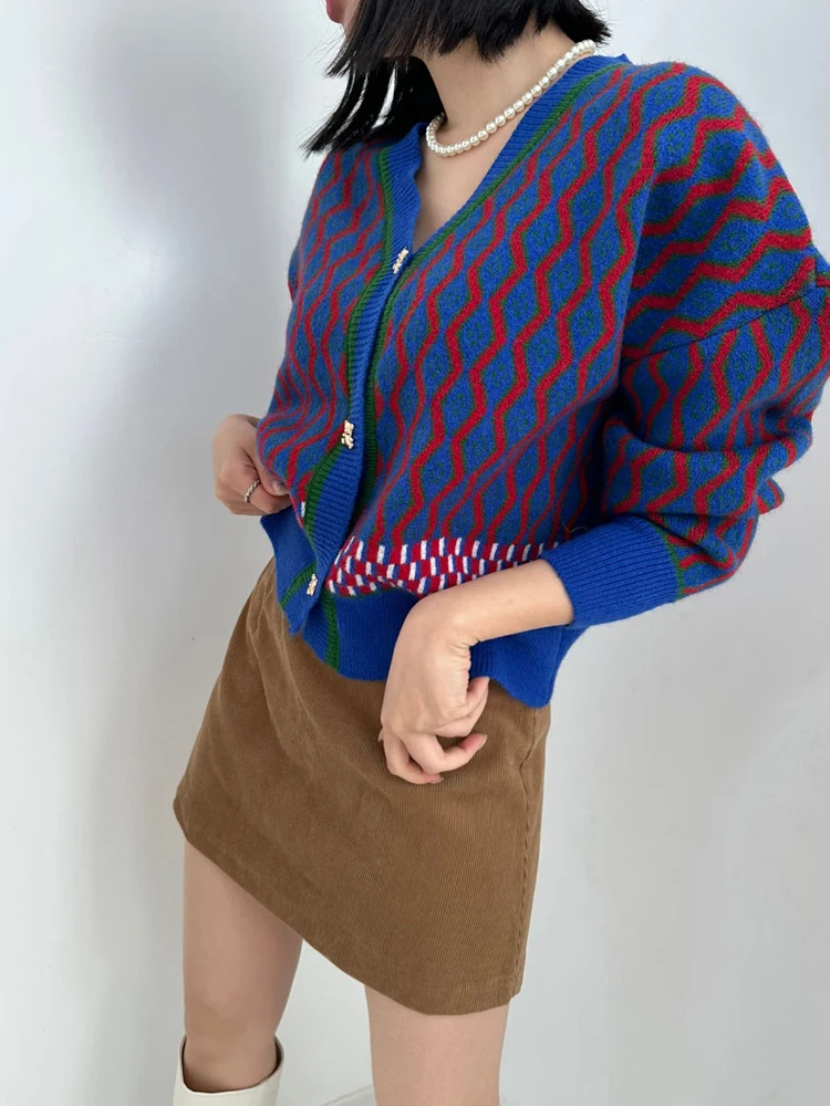 سترة نسائية قصيرة بتصميم مخطط عتيق وياقة على شكل V، موضة خريف وشتاء فريدة، كارديجان صغير الحجم