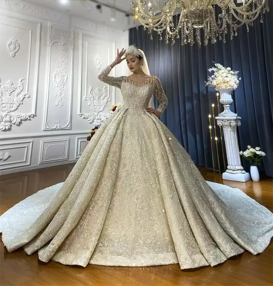 New Fashion Illusion Ball Gown Wedding Dresses Crystals Sequined Lace Design Bridal Gowns Big Size Customized vestidos de novia