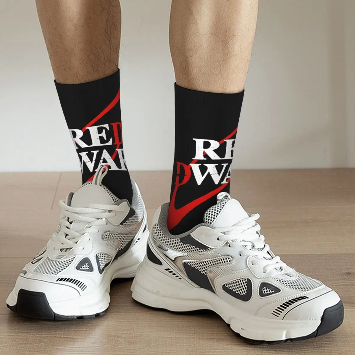 Crazy compression Red Dwarf Logo Sock for Men Harajuku Red Dwarf Quality Pattern Crew Sock Novelty