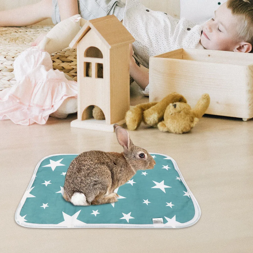 

4Pcs Reusable Pet Pee Pad Wear Resistant Rabbit Bedding Washable Cage Liners Comfortable Household Bunny Liner for Small Pets